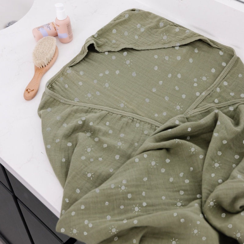 Hooded Towel Polka Dot Suns