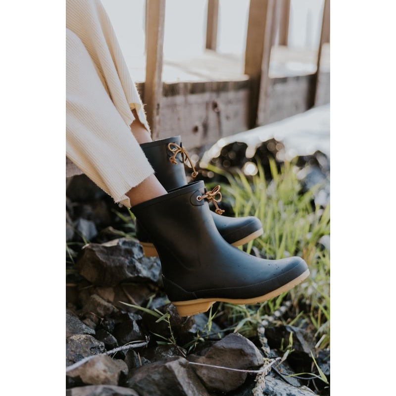 Chooka Classic Mid Tie Boot|Black|Linen|DarkKhaki|6|7|8|9|10|11