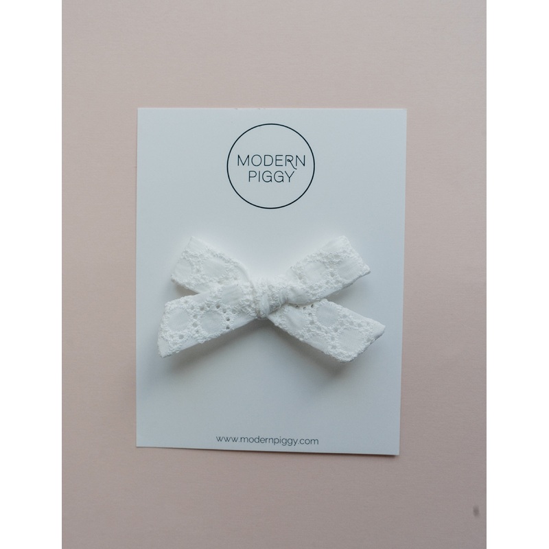 White Eyelet | Hand-tied Bow|Alligator Clip|Nylon Headband
