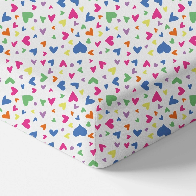 Organic Crib Sheet – Colorful Hearts