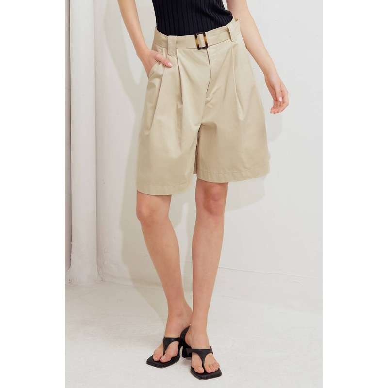 MODERN VOYAGER WOVEN BERMUDA SHORT