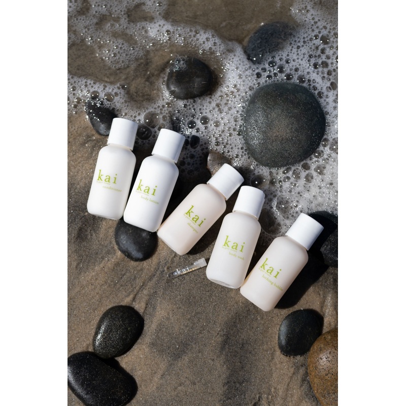 kai travel set|Black|2 oz each|ONE_SIZE