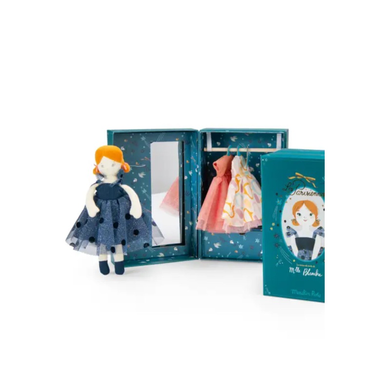 The Evening Dresses Suitcase – the Parisiennes