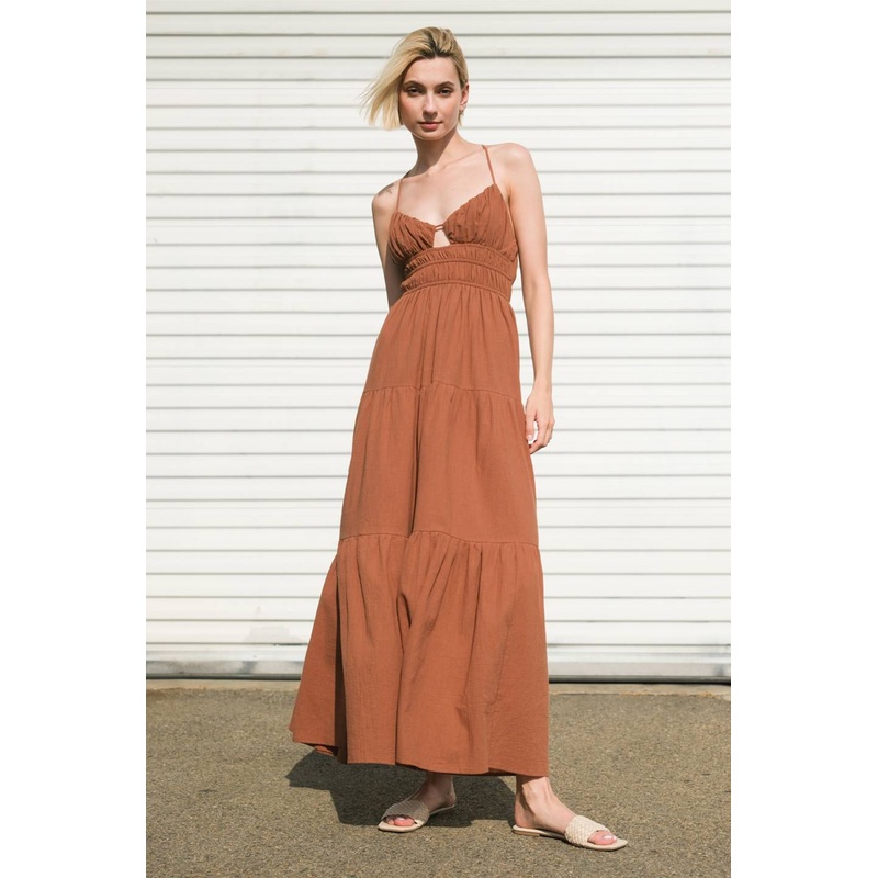 EFFORTLESS ELEGANCE WOVEN MAXI DRESS