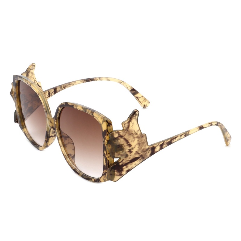 Vortexia – Oversize Irregular Frame Large Fashion Square Sunglasses
