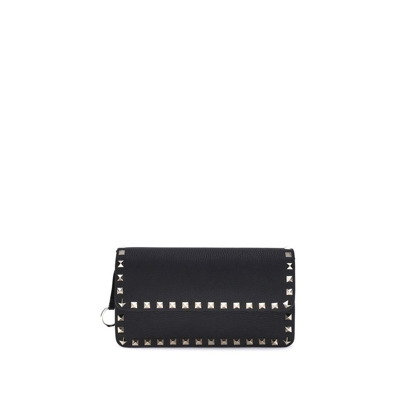 Valentino Garavani Rockstud Pochette with chain