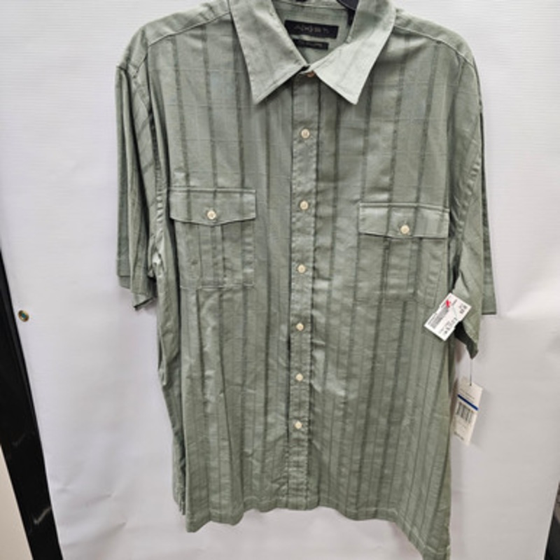 Used Unbranded Mens Short Sleeve Top XL/17-17.5