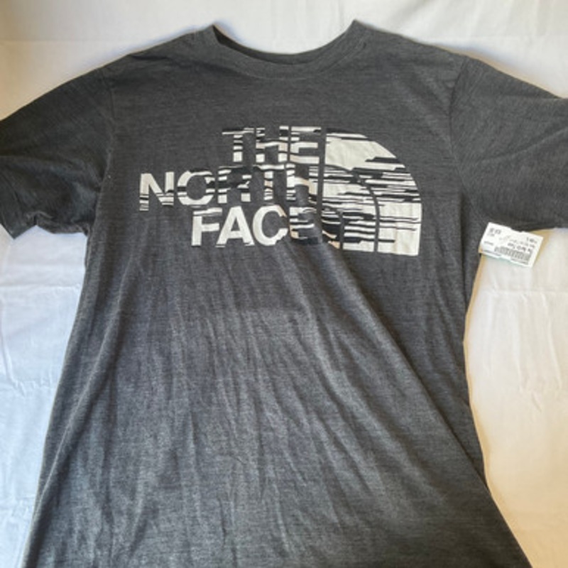 Used The North Face Mens Active T-Shirt L
