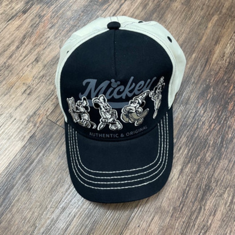 Used Disney Summer Hat M 8-10/28-30