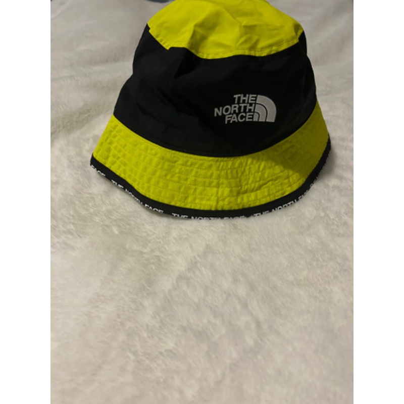 Used the north face ACCESSORIES M 8-10/28-30 ACCESSORIES / HAT – S/S
